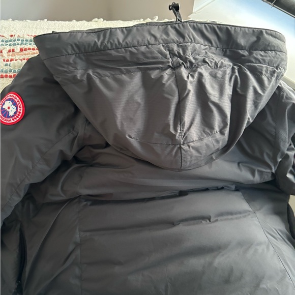 CANADA GOOSE WOMENS CAMP HOODED BLACK JACKET XS - Picture 2 of 4